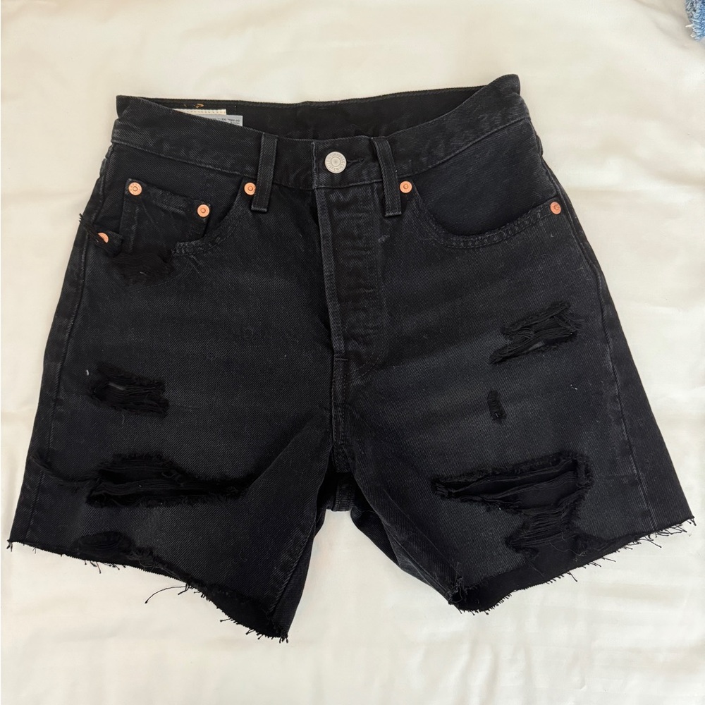 Levi's 501 90s Shorts black mid thigh size 24 ripped, holes style
